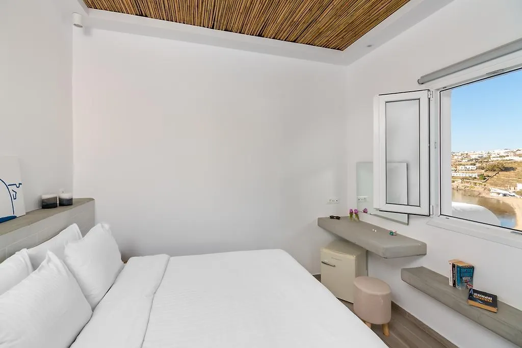 **  Akrotiraki Hotel Mykonos Town Grèce